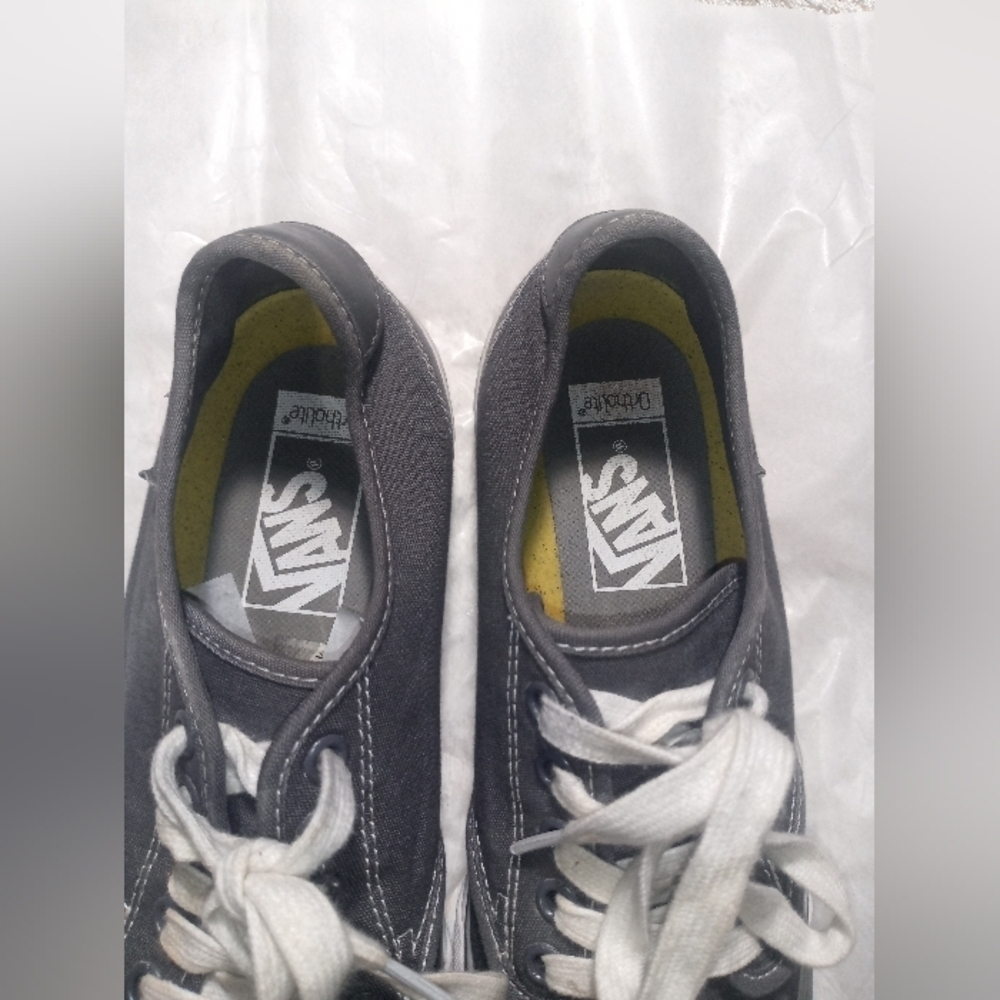 Vans Gray and White Canvas Sneakers Low-Top - Picture 7 of 10
